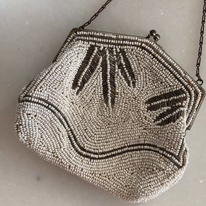 ❤️… Vintage Charlet White Paris Beaded Vintage Bag